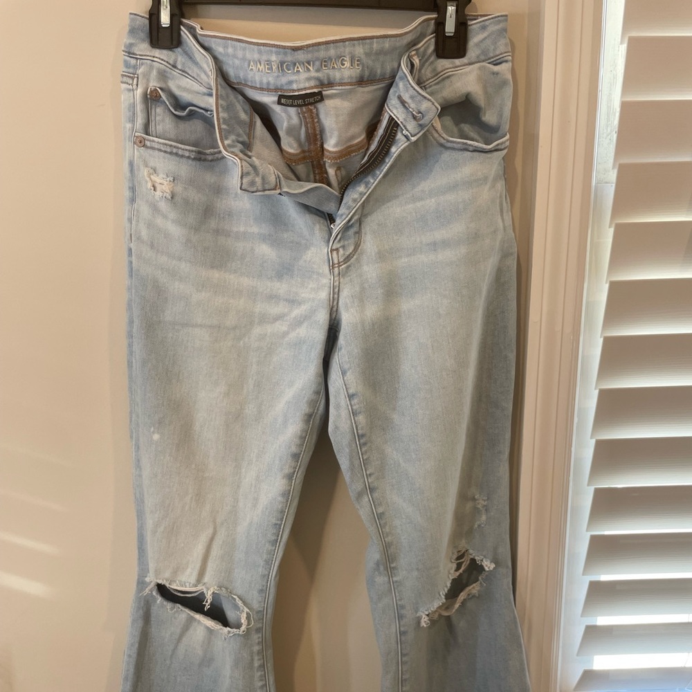 Light Washed American Eagle next level stretch jeans